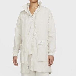Jordan Lightweight Women's Oversized Jacket